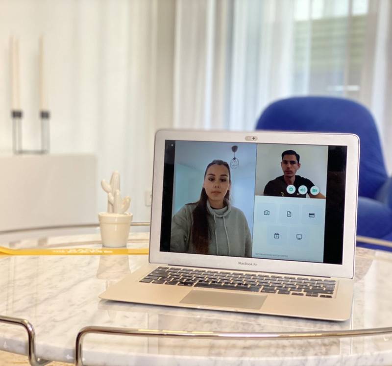 teleconsultation kine pour le traitement d'une blessure sportive ave un kine du sport