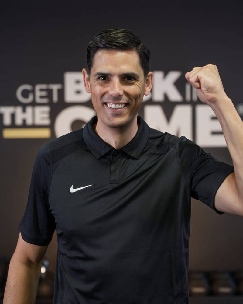 Thibault Vignais, kin&eacute;sith&eacute;rapeute du sport &agrave; Paris, lors d&rsquo;une intervention li&eacute;e &agrave; la pr&eacute;paration et &agrave; la performance sportive